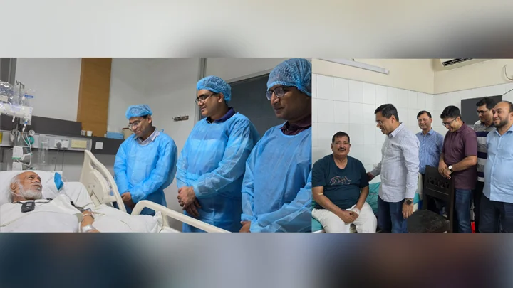 চিকিৎসাধীন দুই মন্ত্রীকে দেখতে হাসপাতালে প্রধানমন্ত্রীর ব্যক্তিগত চিকিৎসক