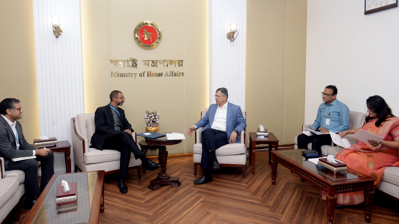 AP