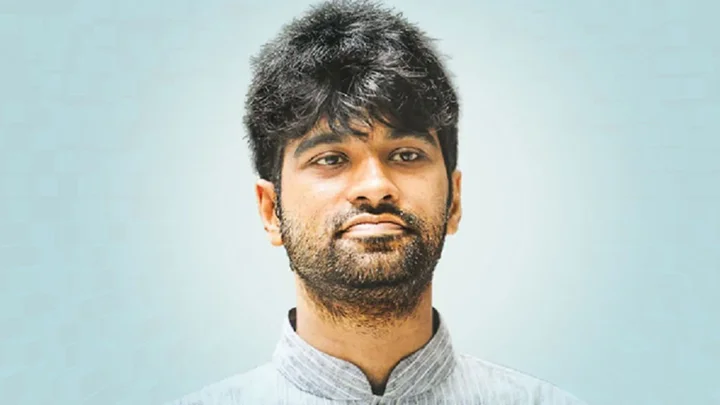 ‘বাবার পাশে সমাধি দিয়েন’ পোস্টের পর আশঙ্কাজনক অবস্থায় মেঘমল্লারকে উদ্ধার