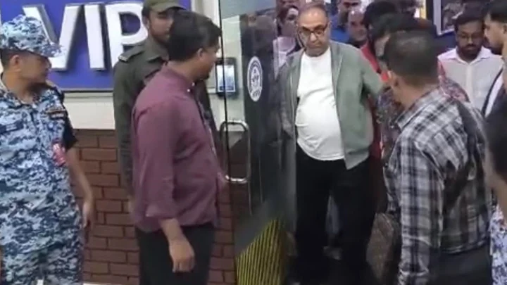 চিকিৎসা শেষে দেশে ফিরলেন মির্জা আব্বাস