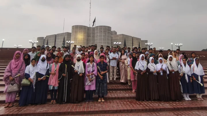 এমপি হান্নান মাসউদের উদ্যোগে সংসদে হাতিয়ার ১২০ শিক্ষার্থী-শিক্ষক
