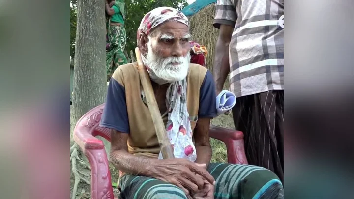 ভাতা পাবেন ভেবে টিপসই, ৮৫ বছরের বৃদ্ধের ১৪ শতক জমি হাতছাড়া