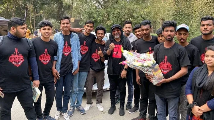 নীরবে দেশের ব্যান্ড নিয়ে কাজ করছেন জুনায়েদ ইভান ও একঝাঁক তরুণ