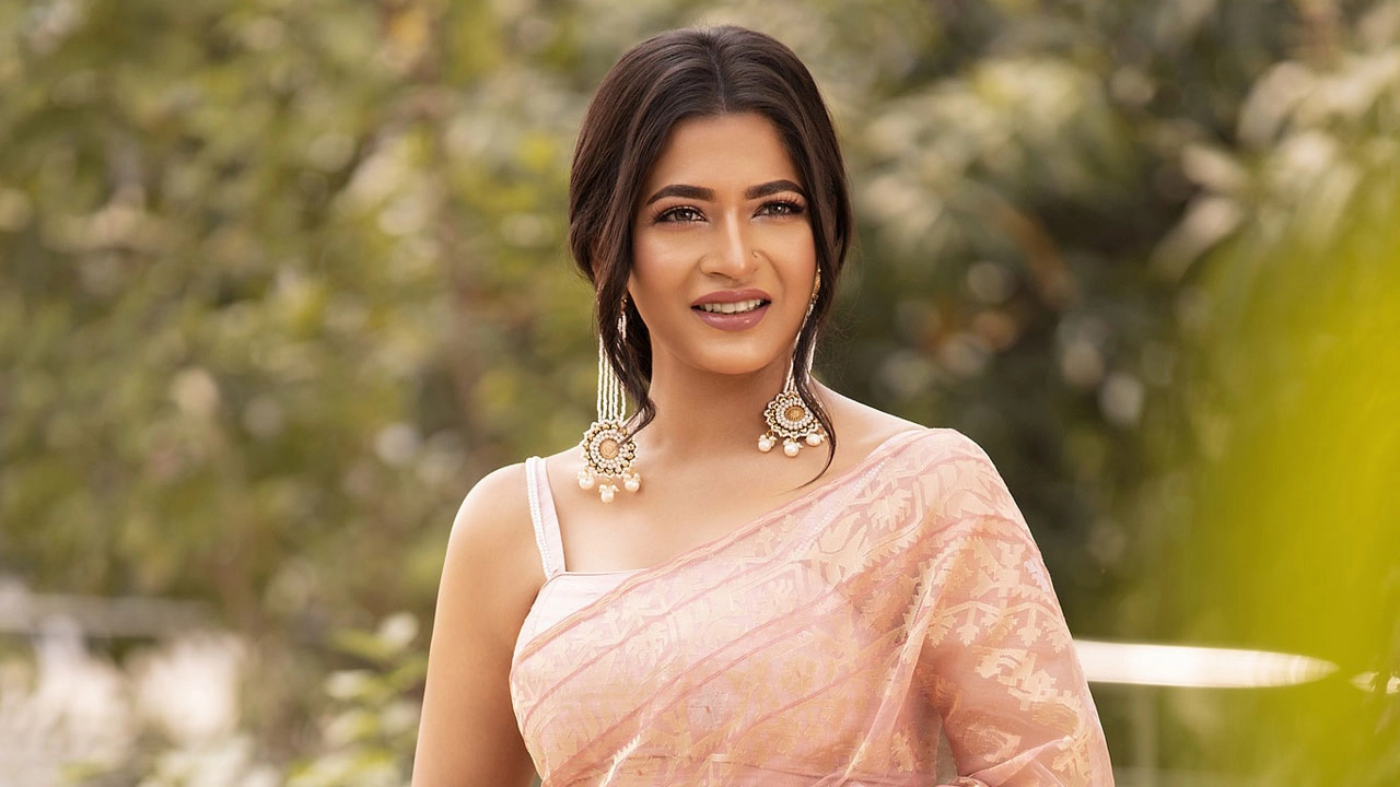 বাঁধনকে হয়রানি ও ব্যক্তিগত নম্বর ছড়িয়ে দেওয়ার অভিযোগ