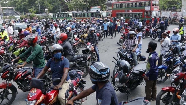 মোটরসাইকেলের সামনে ম্যানুয়াল নম্বরপ্লেট লাগানোর সময়সীমা বাড়ল
