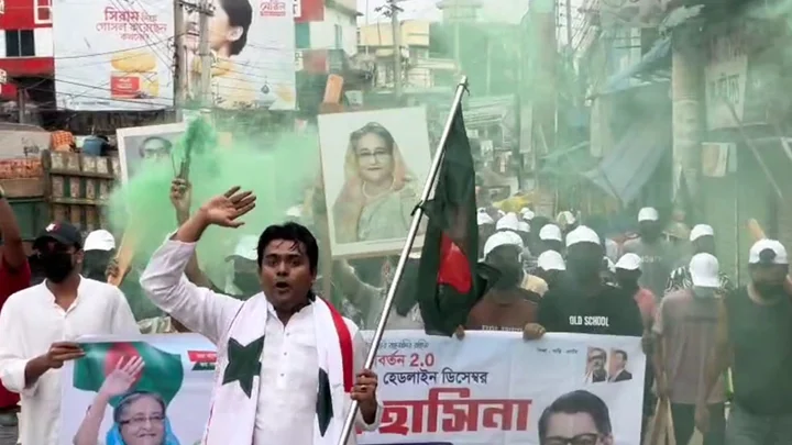 ব্রাহ্মণবাড়িয়ায় থানার সামনে নিষিদ্ধ ছাত্রলীগের মিছিল