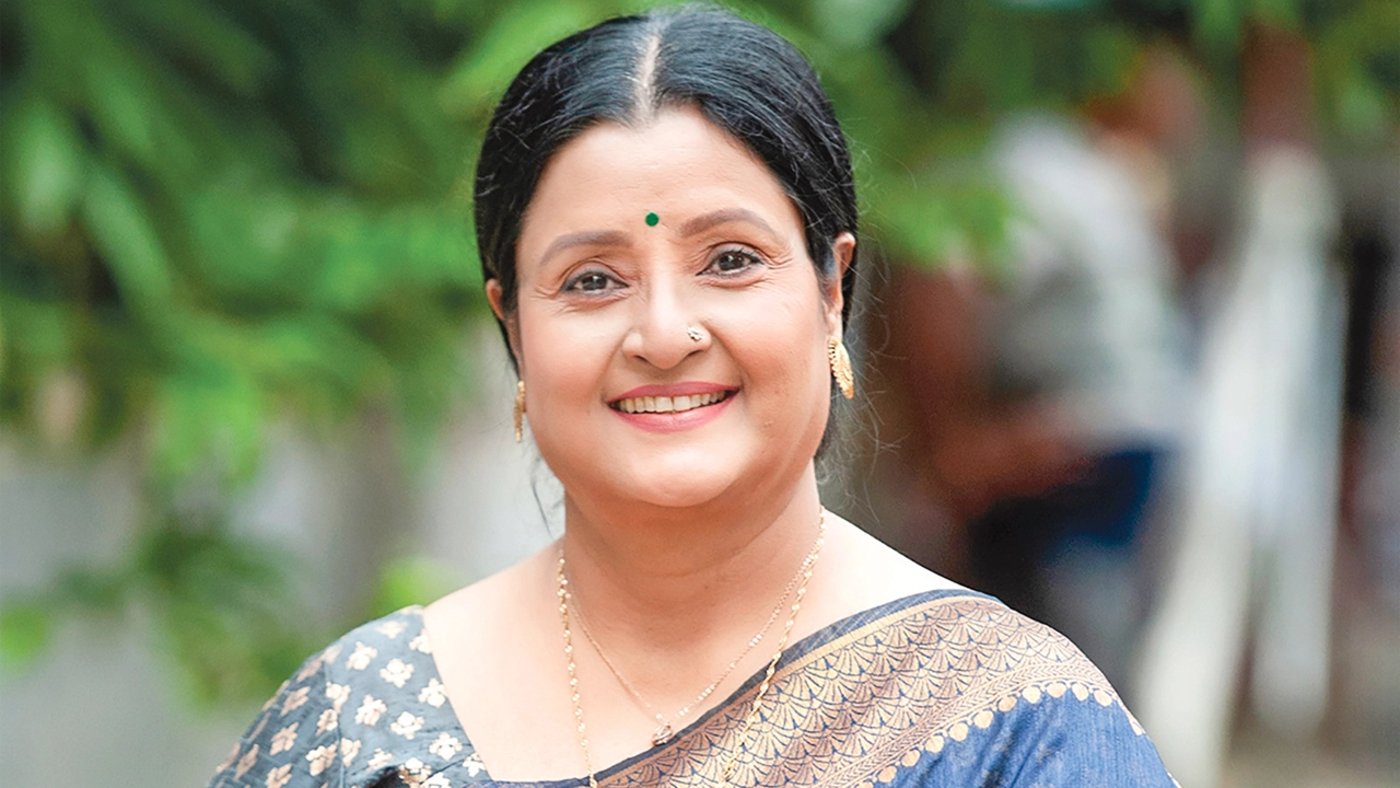 অভিনয়শিল্পীরা ফাইটার, সব পারে: চিত্রলেখা গুহ