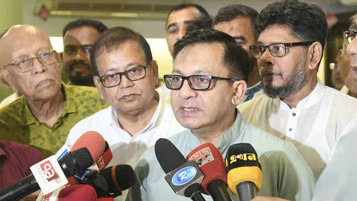 গ্যাস সংকটের স্থায়ী সমাধানে ২ বছর লাগতে পারে: বাণিজ্যমন্ত্রী
