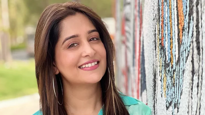 ক্যানসারের চিকিৎসার মাঝেই অভিনয়ে ফিরছেন দীপিকা