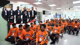 দোহায় ৭০ গাড়ি ও বাইক চালককে ট্রেড মার্ক গ্রুপের সম্মাননা প্রদান  
