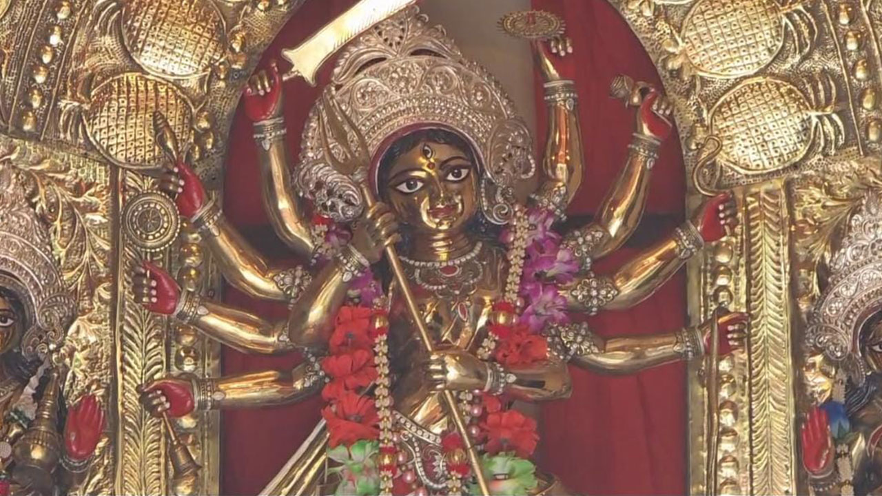 Durga idol made of eight metals