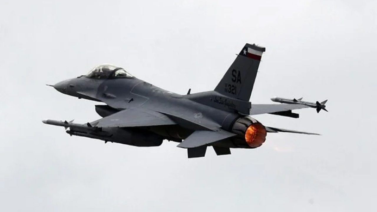 F-16