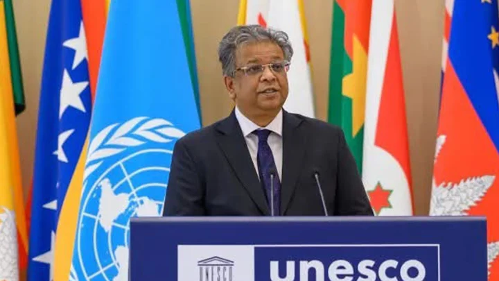 ফ্রান্সে রাষ্ট্রদূত পদে আরও ১৫ মাস থাকছেন খন্দকার তালহা