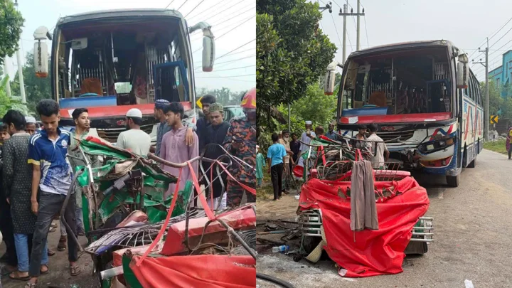 রাজিব বাসের বেপরোয়া গতিতে সড়কে ঝরল সাত প্রাণ