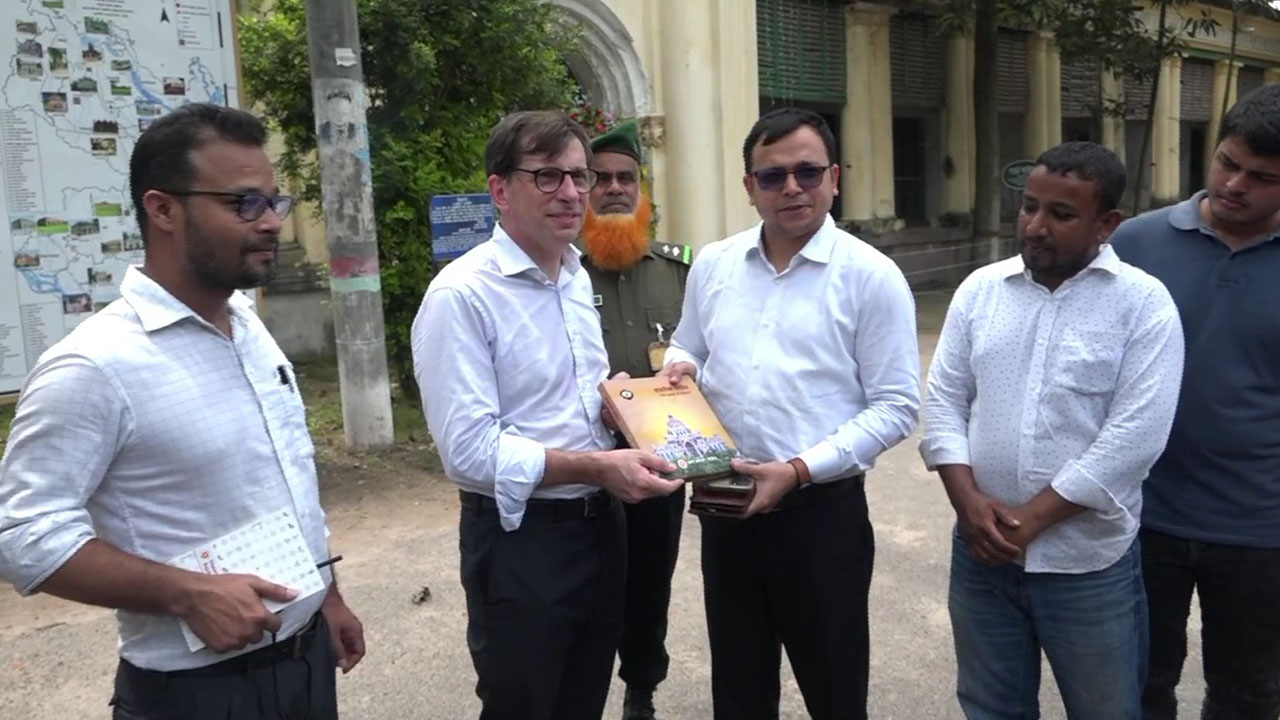 প্রত্নতাত্ত্বিক ঐতিহ্য নিয়ে বাংলাদেশের সঙ্গে কাজ করবে ফ্রান্স: ফরাসি রাষ্ট্রদূত