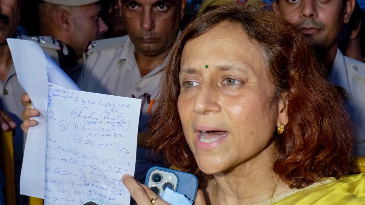 রাহুল গান্ধীকে একহাত নিলেন সোনম ওয়াংচুকের স্ত্রী