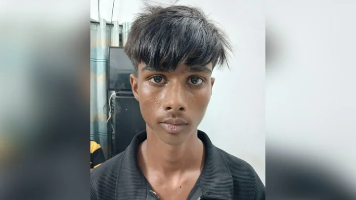 বাবাকে হত্যার পর থানায় এসে ছেলের আত্মসমর্পণ