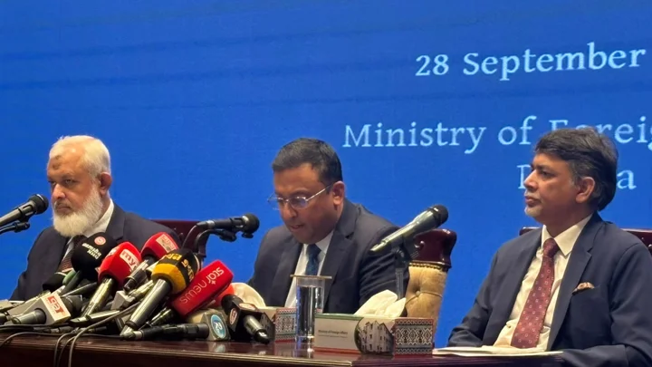 জামায়াত আমিরকে না বুঝে কথা না বলার আহ্বান পররাষ্ট্র প্রতিমন্ত্রীর