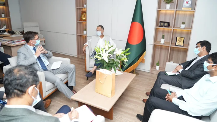 বিদ্যুৎমন্ত্রীর সঙ্গে নরওয়ের রাষ্ট্রদূতের সাক্ষাৎ, জ্বালানি ও বিনিয়োগে সহযোগিতার বিষয়ে আলোচনা