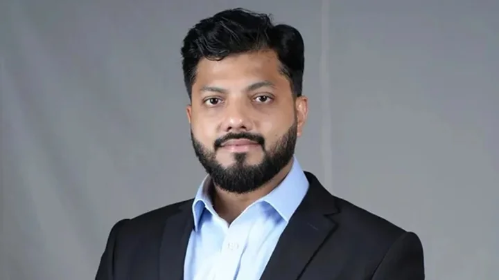 পদত্যাগের খবরে ইশরাকের প্রতিক্রিয়া