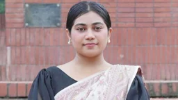 জাবি ছাত্রদল নেত্রীর পদত্যাগ