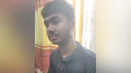 হলে গোসল করা নিয়ে বাগবিতণ্ডা, থাপ্পড়ে কানের পর্দা ফাটল যবিপ্রবি শিক্ষার্থীর