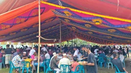 জীবিত অবস্থায় ‘চল্লিশা’, ৫ হাজার মানুষকে খাওয়ালেন রফিকুল