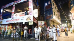 কলকাতায় পদদলিত হয়ে নিহত বেড়ে ১৯, আয়োজক কমিটির ১২ সদস্য গ্রেপ্তার