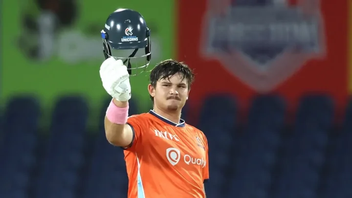 গেইলের বিশ্বরেকর্ড ভাঙলেন প্রিটোরিয়াস
