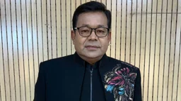 ইউটিউবে মনির খানের ৩০ লাখ সাবস্ক্রাইবার