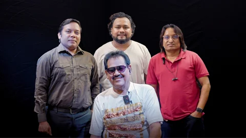 ফেরদৌস ওয়াহিদ ও মানিকের অন্ধকারে আশাজাগানিয়া গান ‘সূর্যবার’