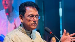 নিম্নমানের বই সরবরাহকারিদের দৃষ্টান্তমূলক শাস্তি দেওয়া হবে : শিক্ষামন্ত্রী