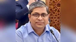 স্থানীয় নির্বাচন নিয়ে সরকার বিন্দুমাত্র কলঙ্ক নিতে রাজি নয়: মীর শাহে আলম