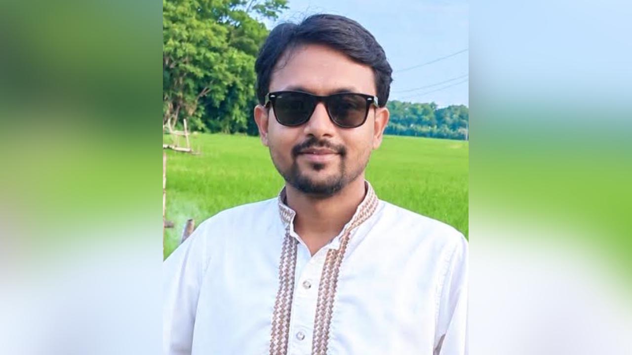 সারের ডিলাশিপ পেলেন ছাত্রদলের কেন্দ্রীয় নেতা রুবেল