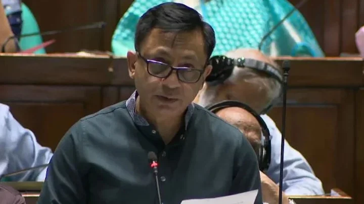 ‘তিন বছরে ৪ শতাধিক গার্মেন্টস কারখানা বন্ধ হয়েছে’