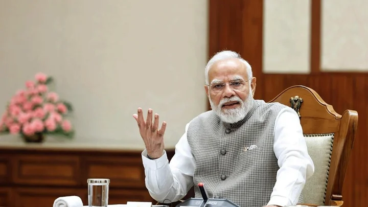 টানা ২৫ বছর ক্ষমতায় থেকে ভারতকে যেভাবে বদলে দিলেন নরেন্দ্র মোদি