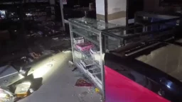 ছাত্রদল নেতা শাকিলের জানাজার পর শপিংমলে ভাঙচুর-লুটপাট