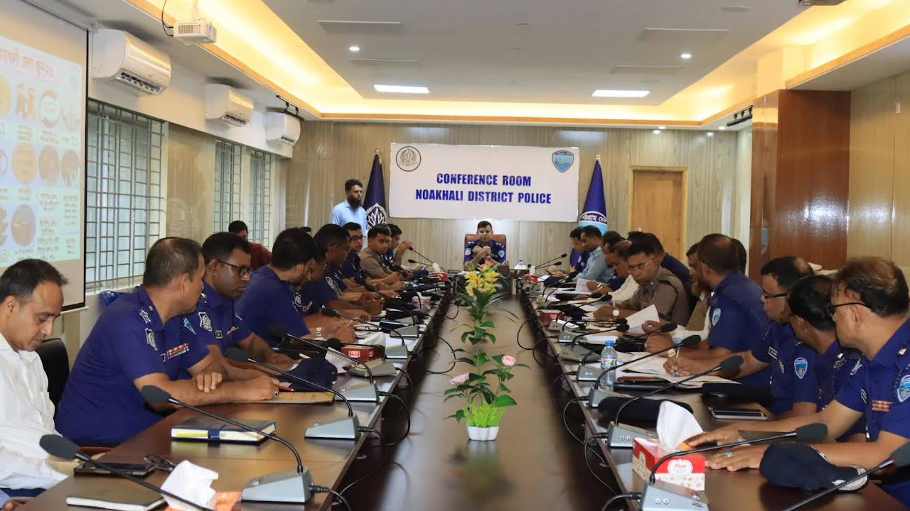 জুনে নোয়াখালীতে বিশেষ অভিযানে অস্ত্র-মাদকসহ গ্রেপ্তার ৯৭