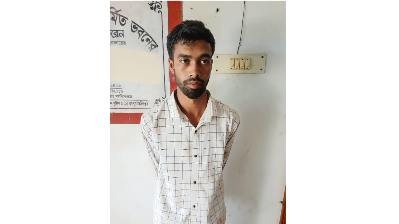 নাতির হাতে দাদী খুন, ৯৯৯ এ ফোনে অভিযুক্ত গ্রেপ্তার