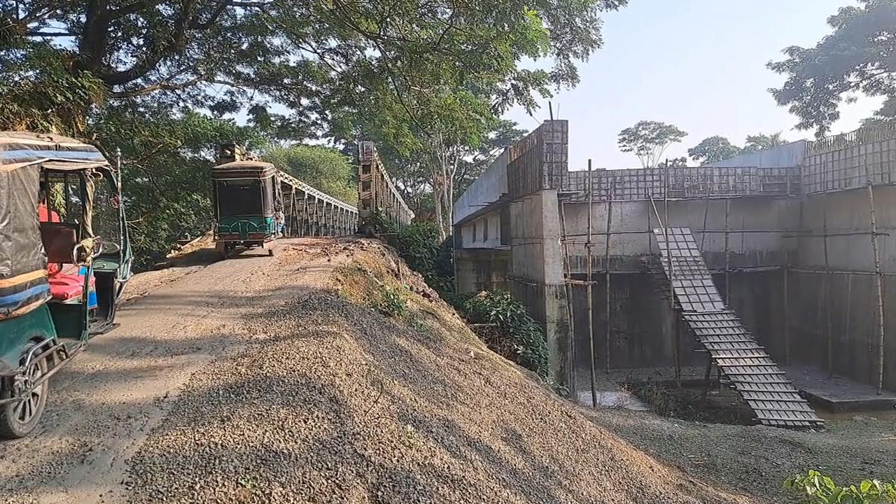ছবি: এশিয়া পোস্ট