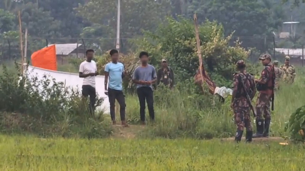 শূন্যরেখা থেকে সেই তিন যুবক ১৭ দিন পর ‘উধাও’