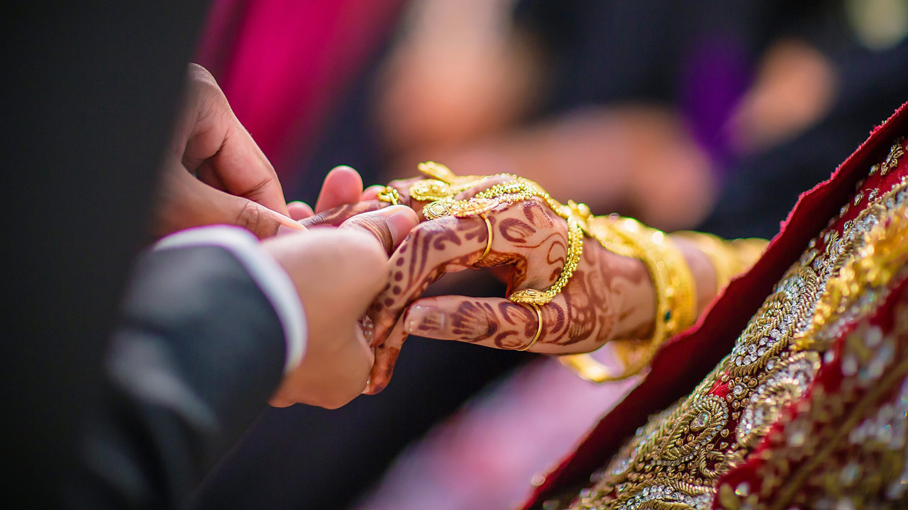 বেনামাজিকে সাক্ষী রাখলে বিয়ে বৈধ হবে?