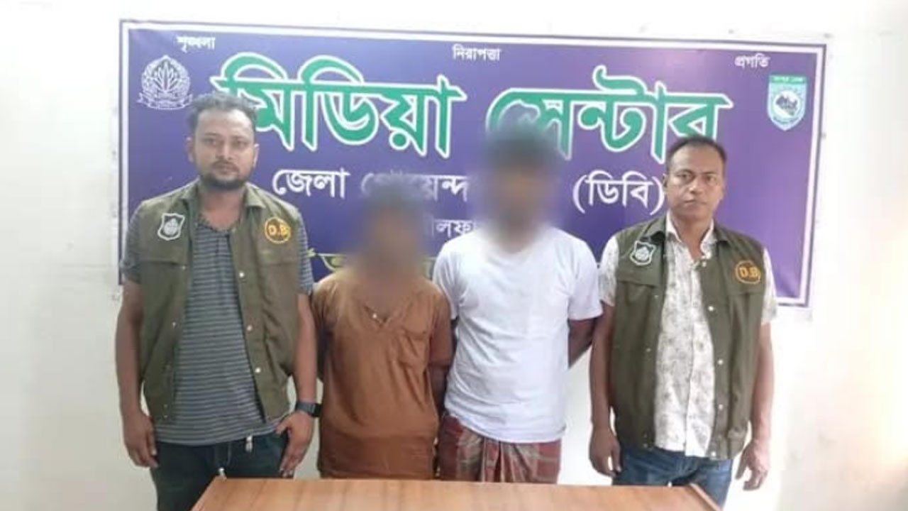 বাড়িতে বসে জাল ভিসা তৈরি, দুই ভাই গ্রেপ্তার