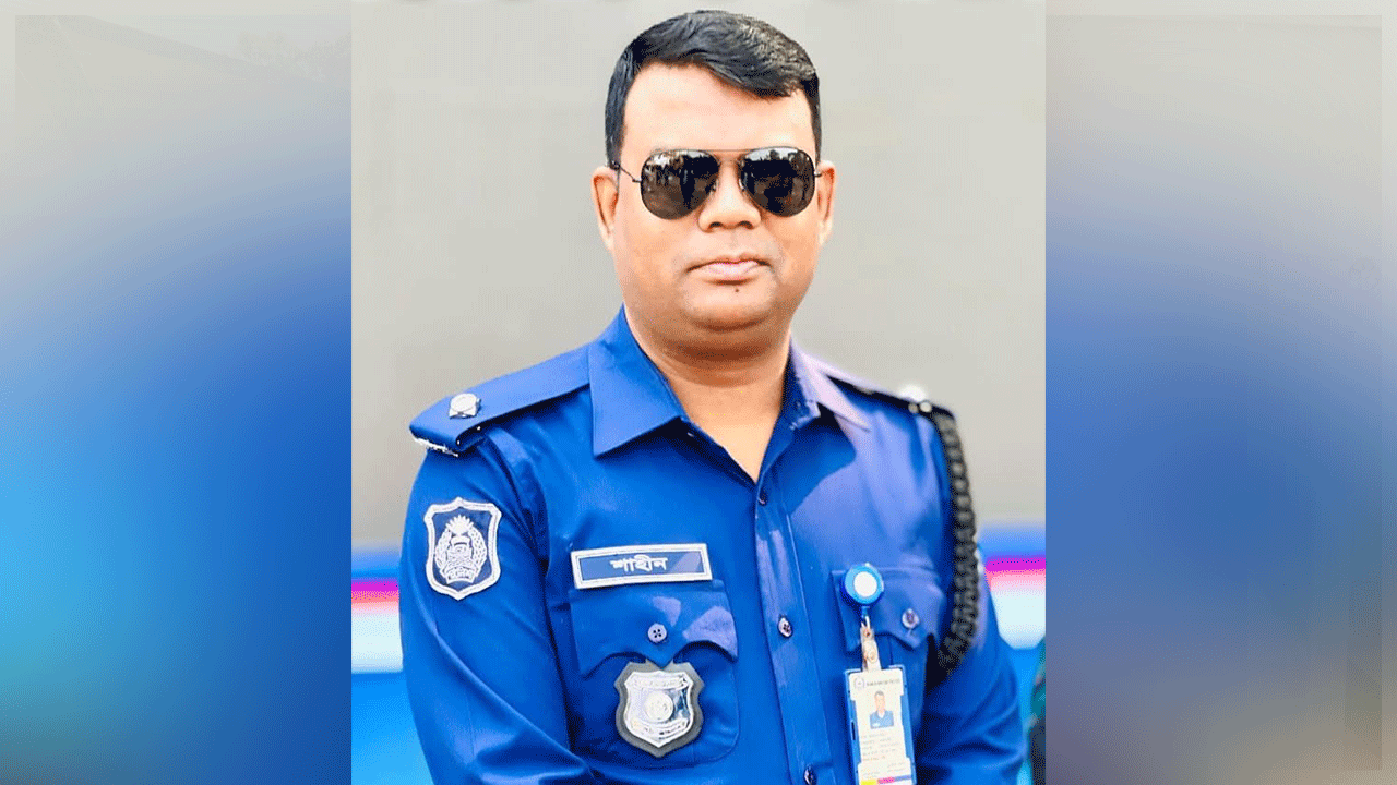 থানা থেকে পুলিশ লাইনসে ওসি শাহীন