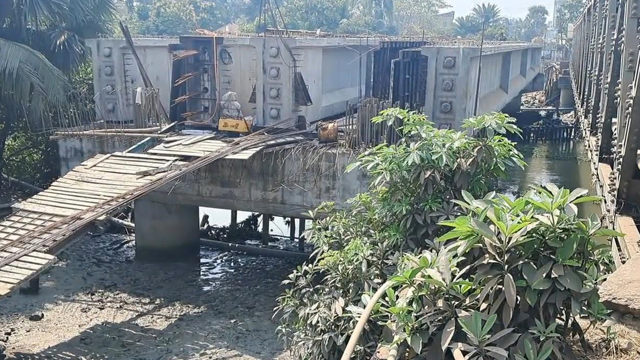 ছবি: এশিয়া পোস্ট