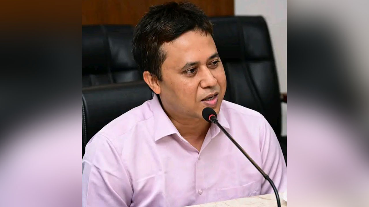 অডিও ফাঁস, যোগদানের চার ঘণ্টায় নতুন এসপিকে ঢাকায় তলব