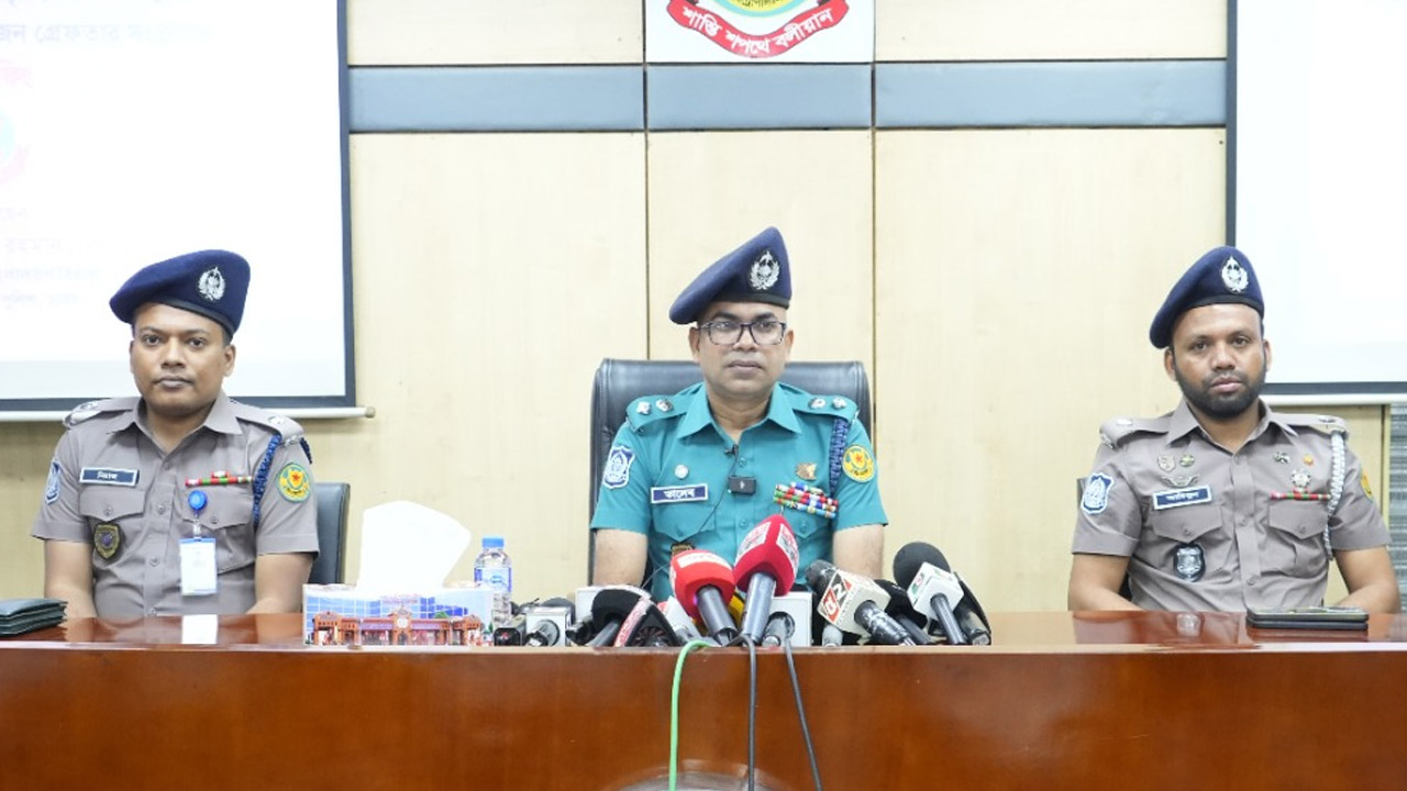 কামরাঙ্গীরচরে গৃহবধূর নেতৃত্বে চাঞ্চল্যকর ডাকাতির রহস্য উদ্ঘাটন