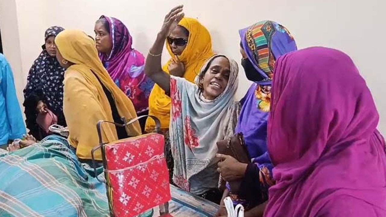 চুয়াডাঙ্গায় জমি নিয়ে বিরোধে বৃদ্ধকে পিটিয়ে হত্যার অভিযোগ