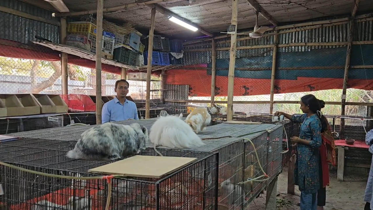 ছবি: এশিয়া পোস্ট