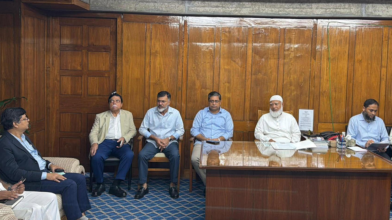বিরোধীদলীয় নেতার আসনে উন্নয়ন ও জনসেবা নিশ্চিতে সমন্বয় সভা